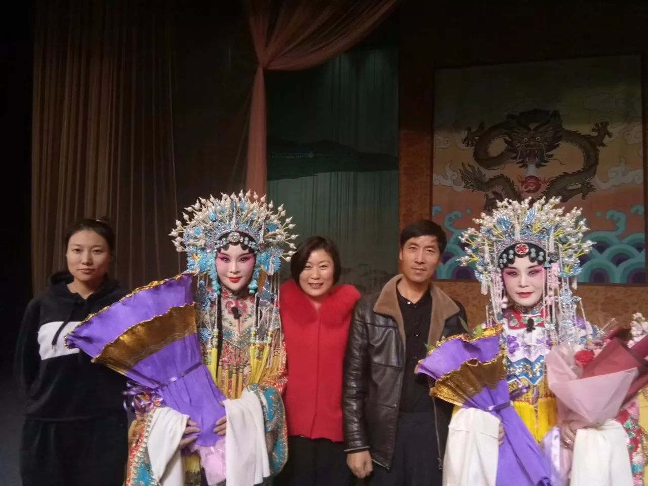 1555863702835202.jpg 对照阅读过大年