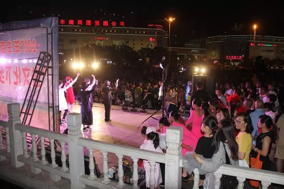 1565137832835883.jpg 被弄湿的夏天桃子正规渠道