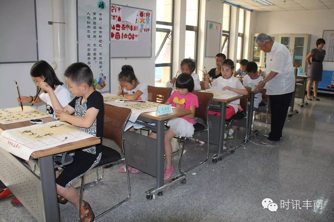 1565571916375393.jpg 对照阅读这是区文化馆举办的第二次暑期