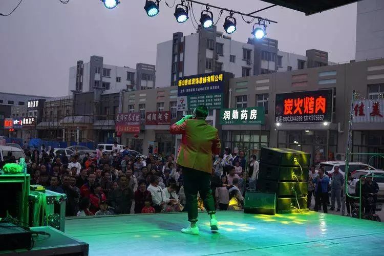 1565765215433810.jpg 伴着春天的脚步