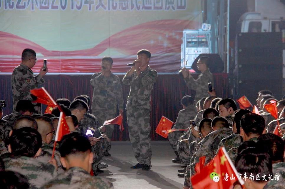 1565765961555628.jpg 与集训预备役人员共同度过了一个快乐的