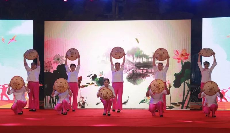 1565766987879093.jpg 比赛旨在进一步推动城乡群众舞蹈艺术活