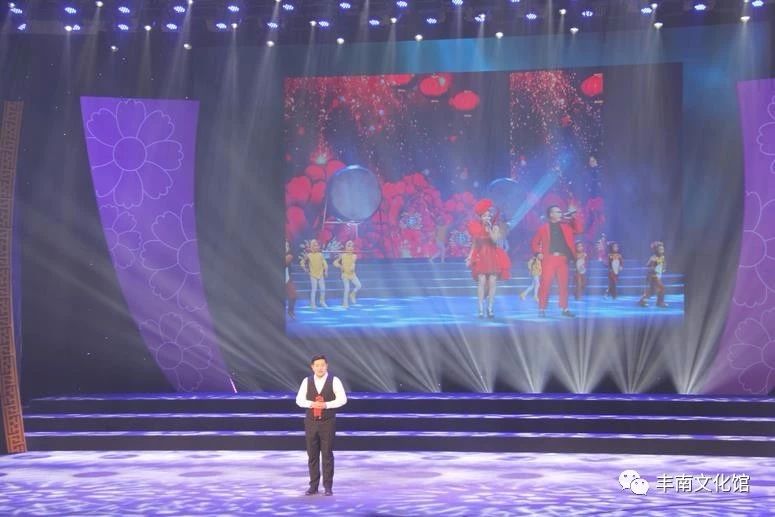1583739999511046.jpg 丰南百花艺术团成立15周年汇报演出在