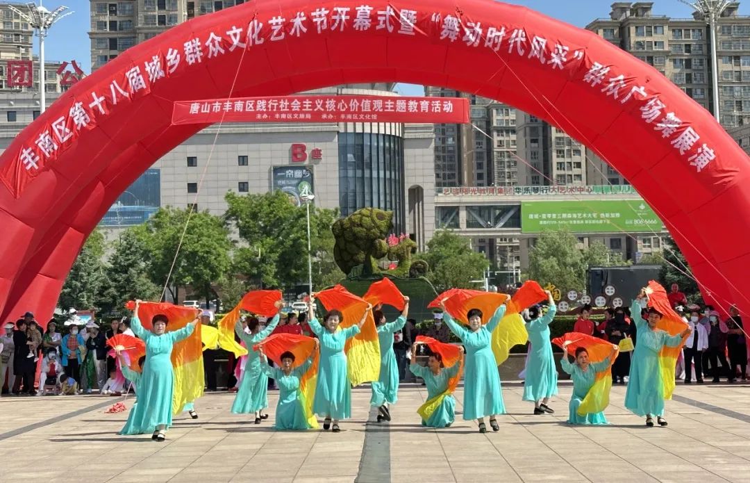1684485884273423.jpg 潮湿的夏天桃子移植版v6.05成为皇